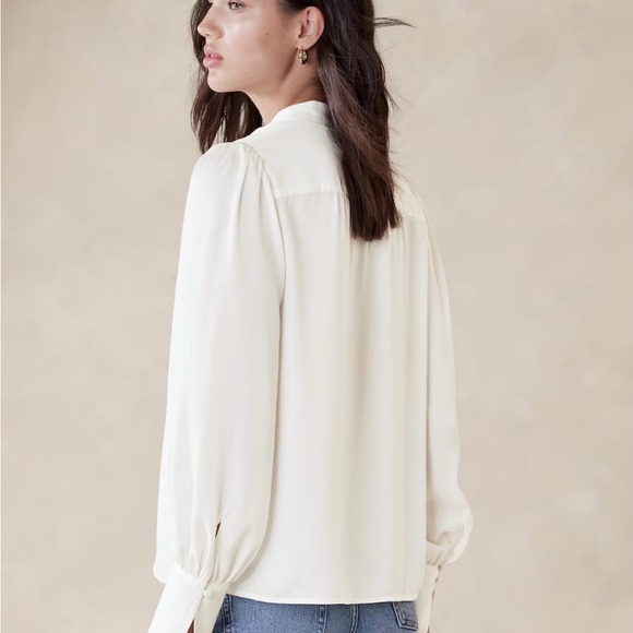 NWT Banana Republic Volume Sleeve Blouse - Picture 2 of 5
